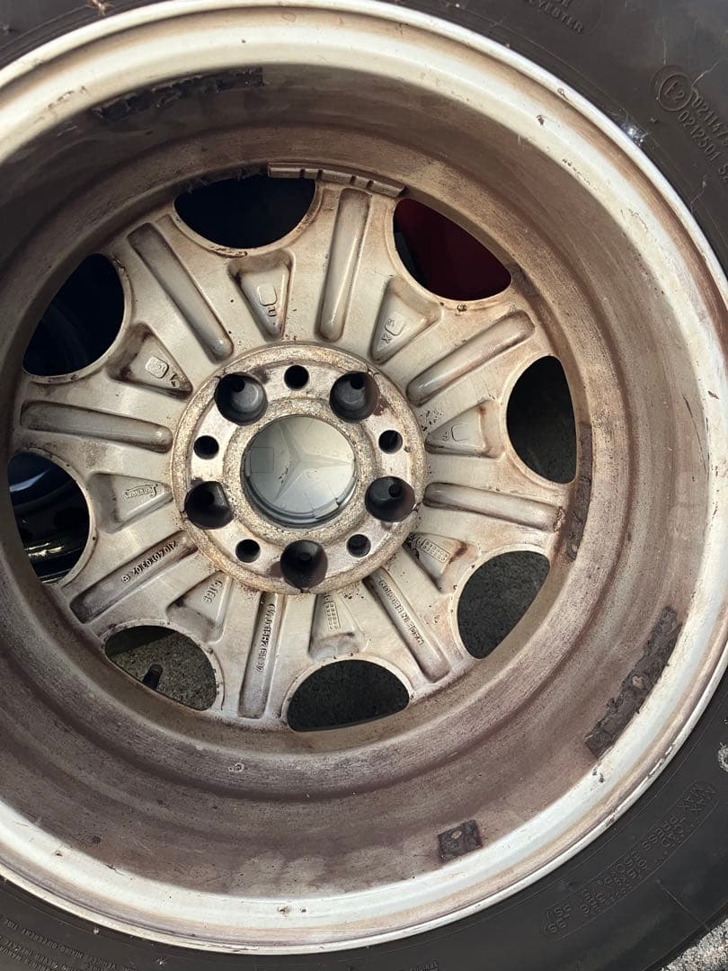 w124メルセデス・ベンツ 純正15インチ ホイールセット