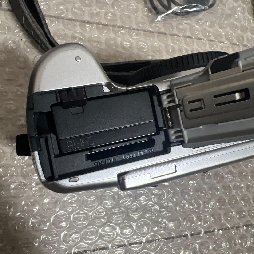 カメラ　Panasonic DMC-G5