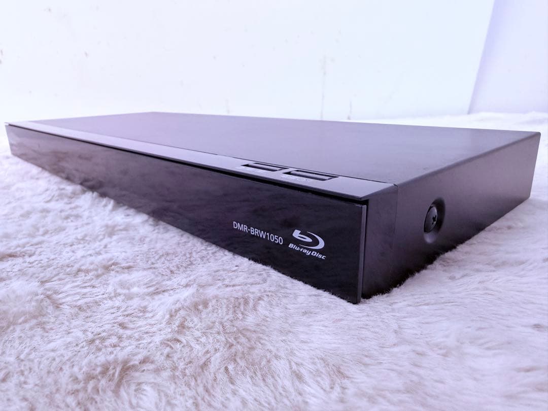 美品Panasonic DMR-BRW1050ブルーレイ 1TB 新品リモコン付