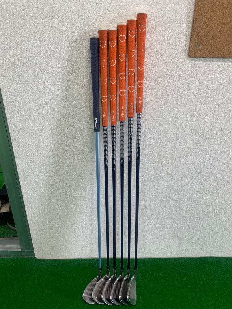 赤い色！XXIO9代目！レディースアイアン