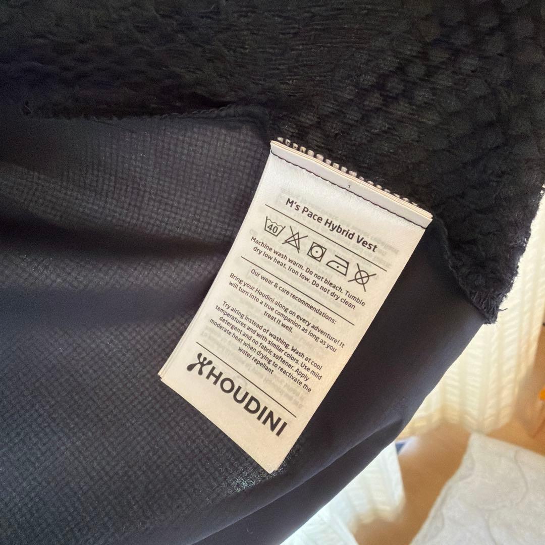 新品未使用、Houdini ブラック ベスト M