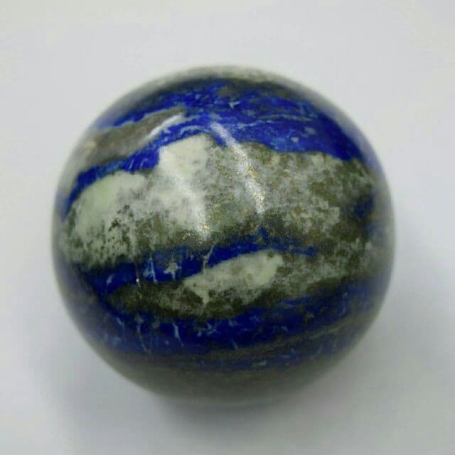 大人気ラピスラズリ　幸運　風水　

人気のラピスラズリの丸玉。