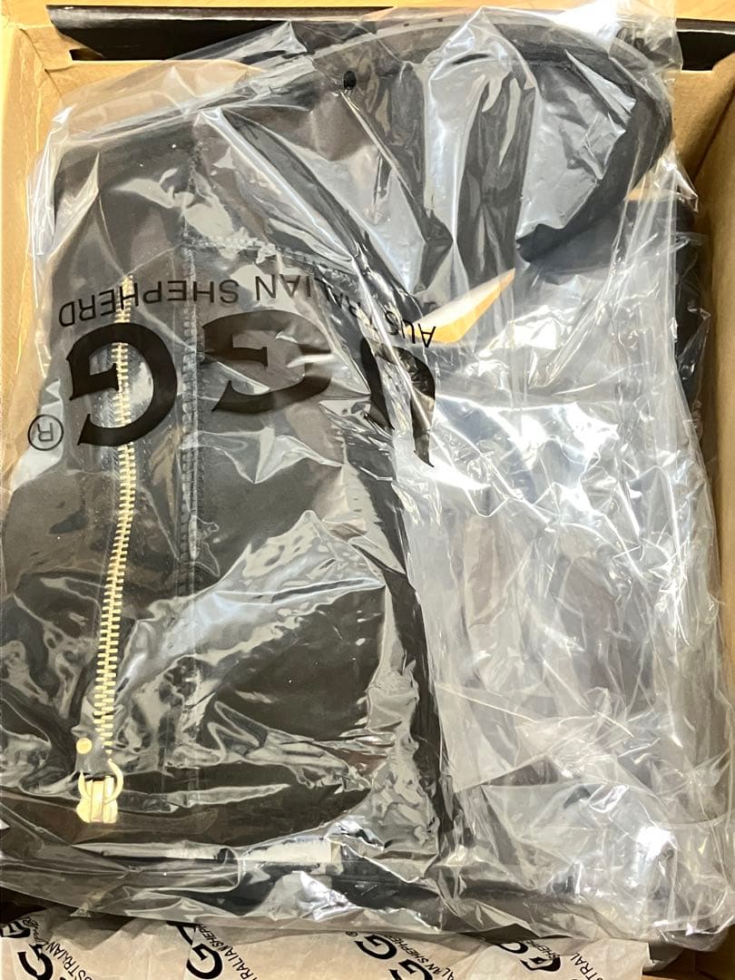 UGGトールクラシックジップブーツ L