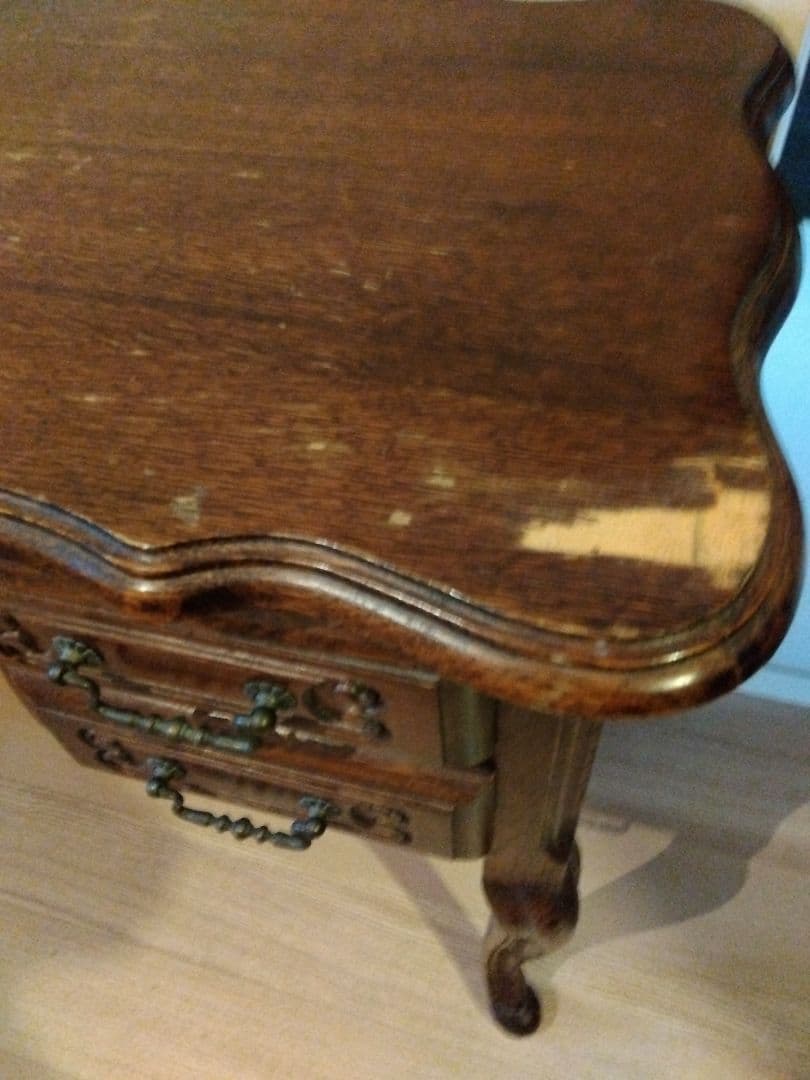 中古　海外輸入家具　ルーマニア製 デスク 机 ドレッサー 猫足 アンティーク調