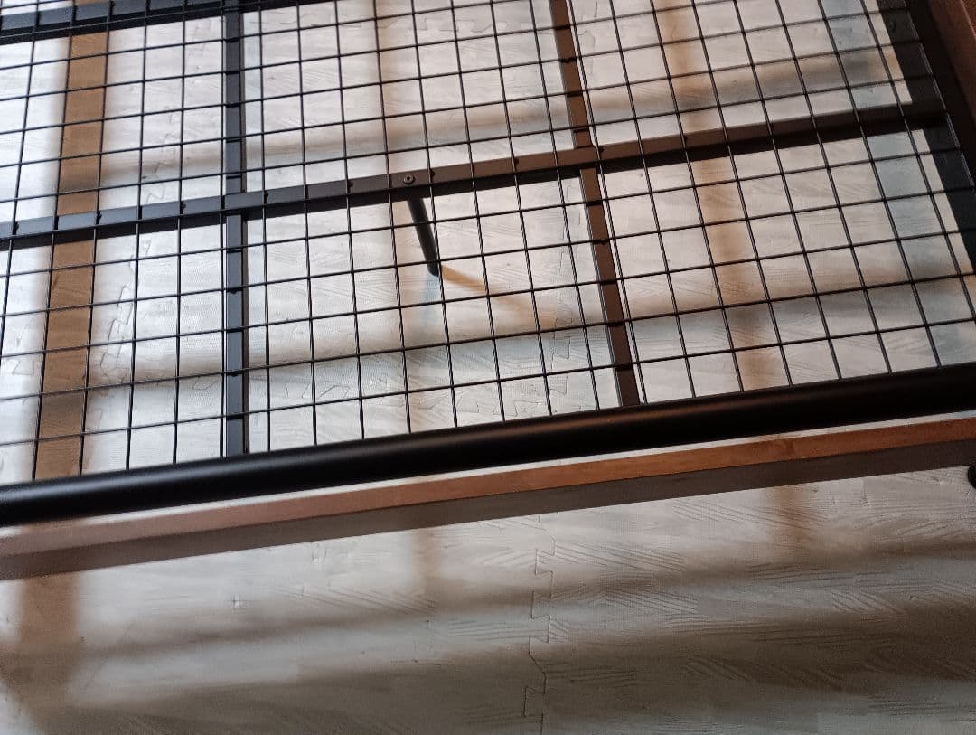 新春セール！札幌市近郊の方限定！送料無料！ニトリ セミダブルパイプベッド ダンテ