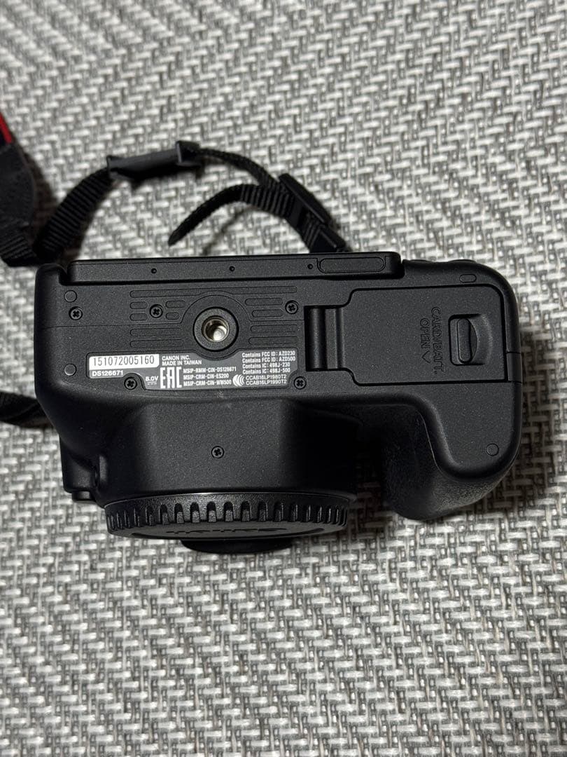 【Canon EOS Kiss X9】デジタル一眼レフ ズームレンズキット