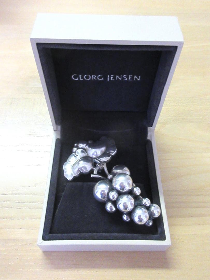 ジョージジェンセン　グレープ　ブローチ 217B