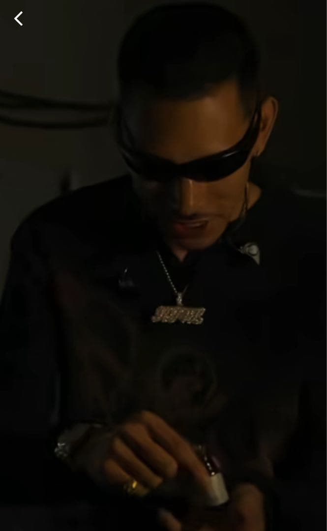 valladサーマルV.HENRY NECK L/S IO着用