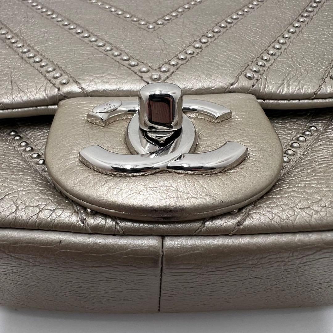 A*I様 CHANEL ショルダーバッグ Vステッチ (シェブロン) カーフ ゴ