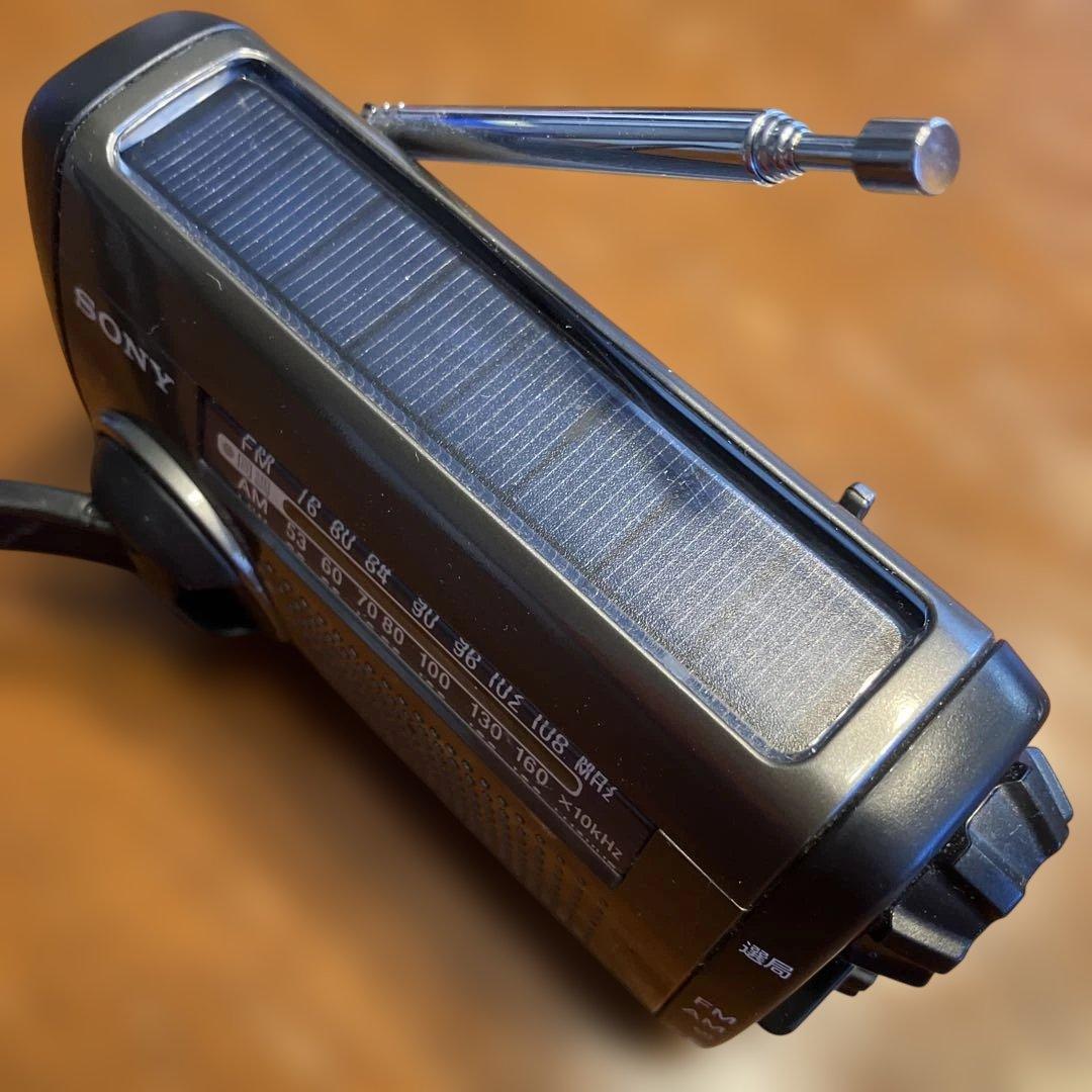 SONY 防災ラジオ ライト⭐️ソーラー&手回し&電池