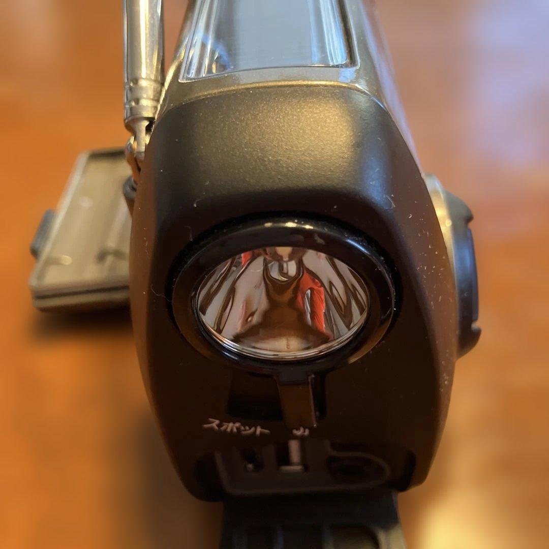 SONY 防災ラジオ ライト⭐️ソーラー&手回し&電池