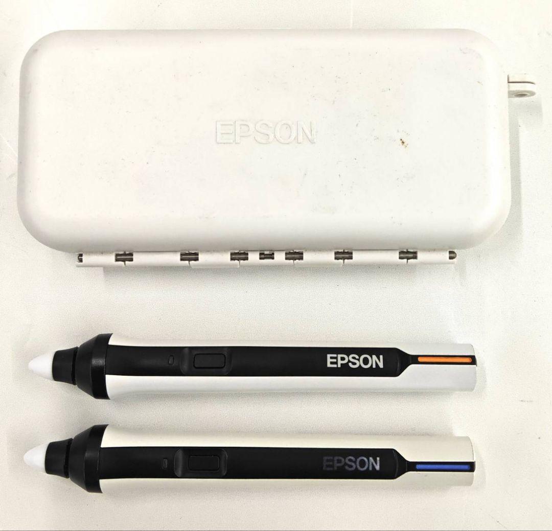EPSON プロジェクター　EB-685WT リモコン付　3000時間台　限定品