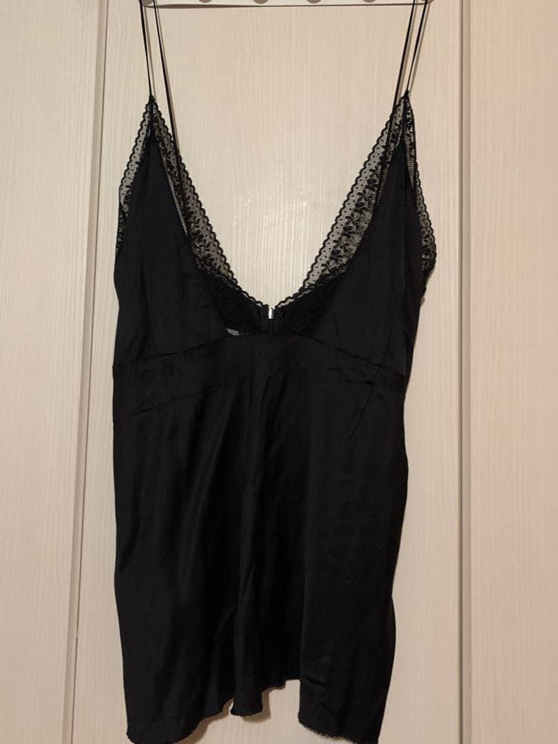 マルジェラMM6レース付きブラックキャミソールサテン黒ブラック