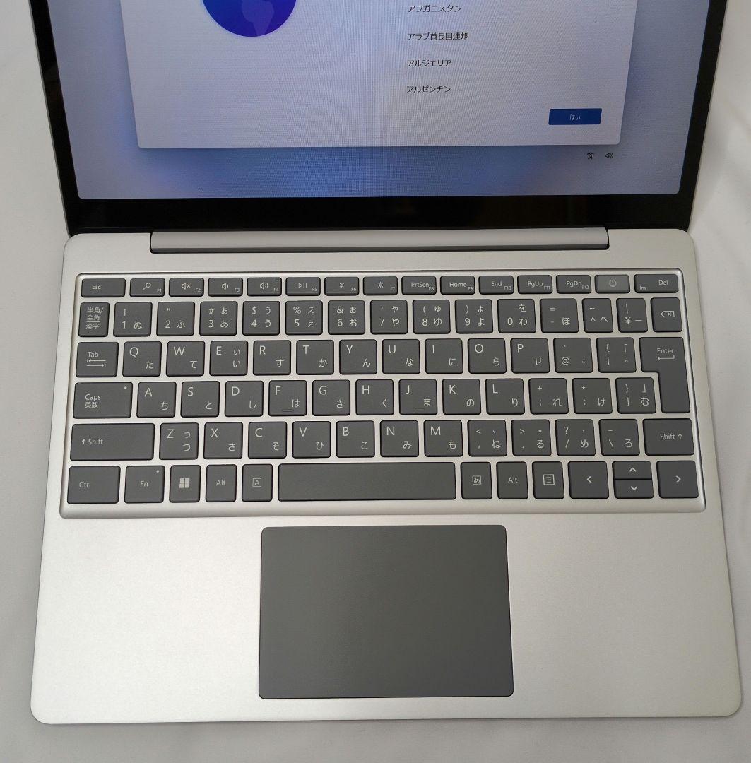 Surface Laptop Go2　KQ8-00017　PC00500051