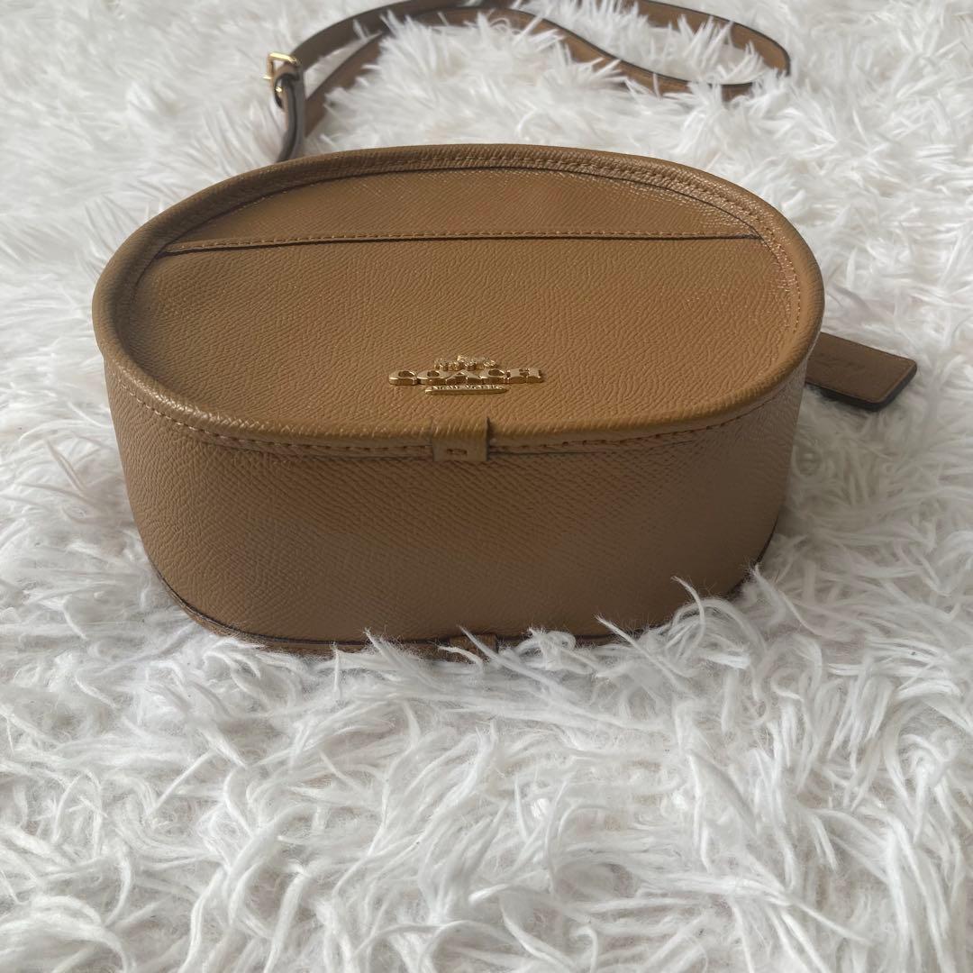 未使用級　現行　コーチ　ショルダーバッグ　キャンティーン　クロスボディ　レザー