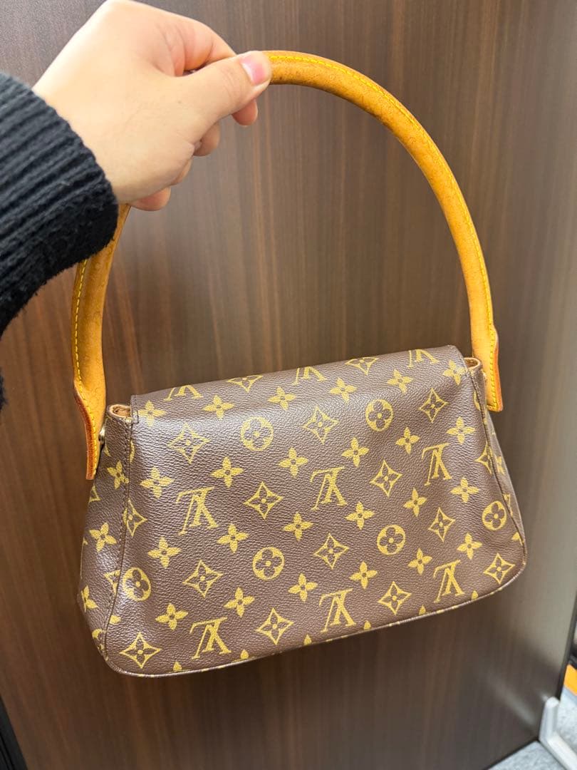 【美品】LV ルイヴィトン モノグラムミニルーピング M11021 ハンドバッグ