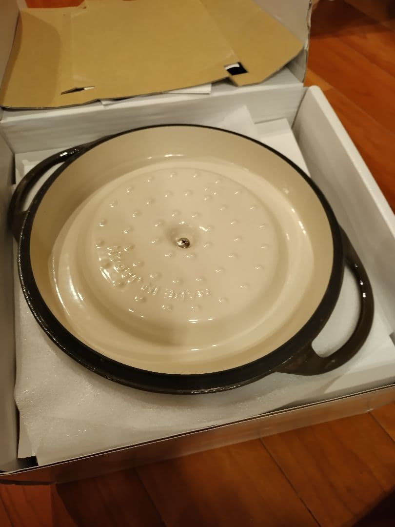 バーミキュラ　Vermicula　オーブンポットラウンド18cm　パールブラウン