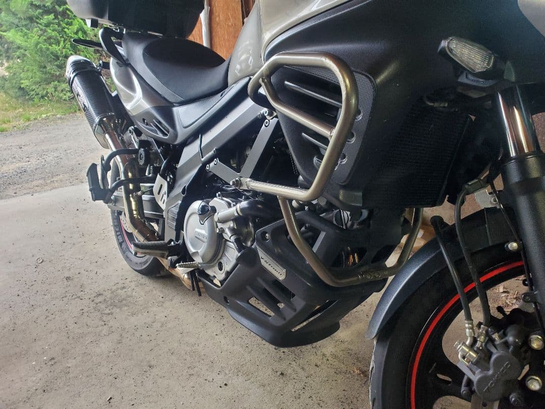 USヨシムラ用カーボンファイバー製マフラー　　Vストローム650　VP56A