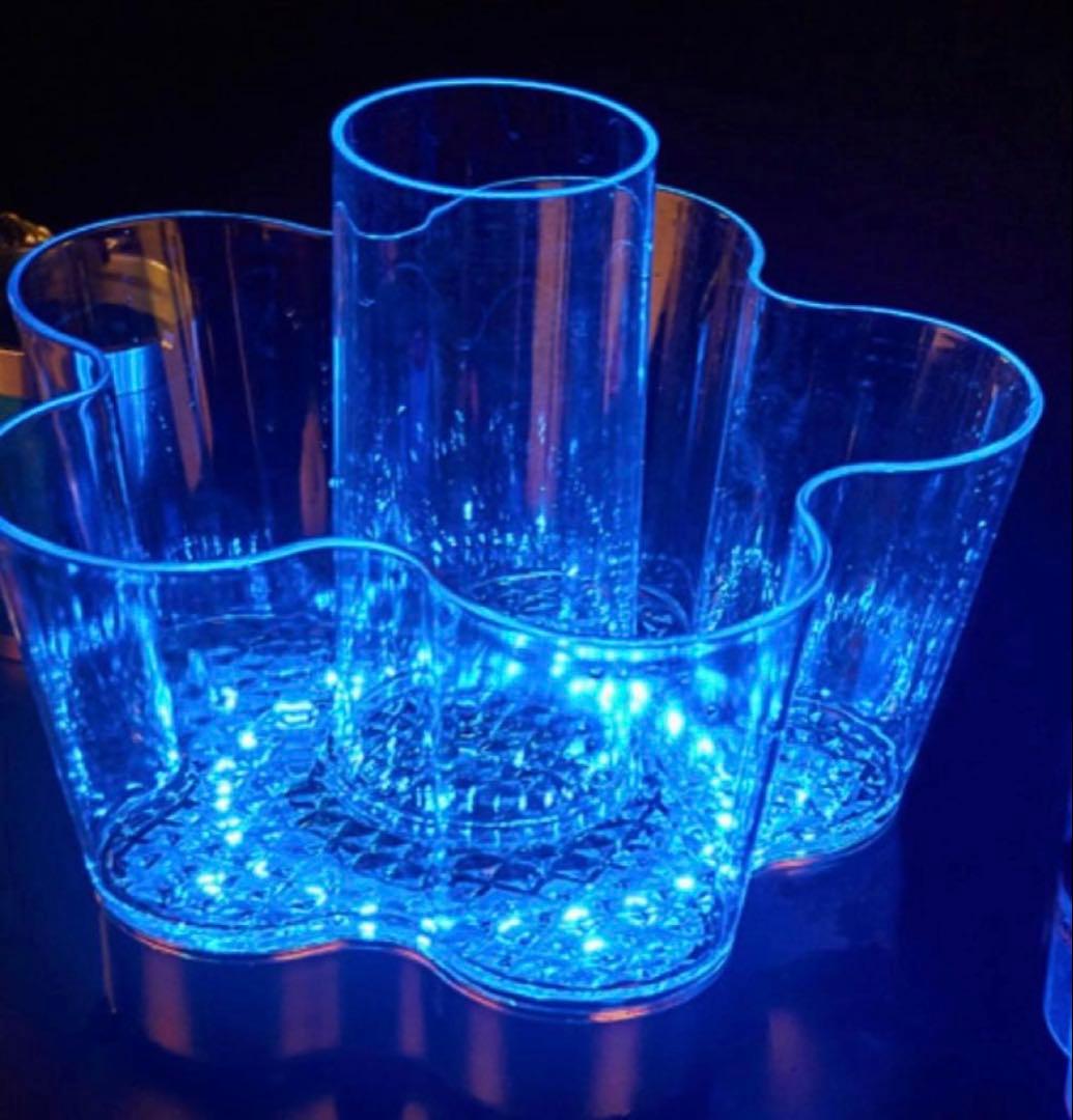 光る ワインクーラー 大型 タワー型 マルチカラー 充電式 アクリル製 リモコン