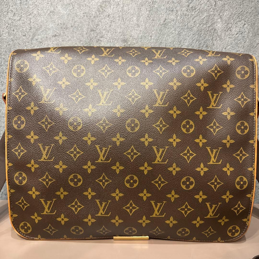 LOUIS VUITTON ルイヴィトン モノグラム アベス ショルダーバッグ