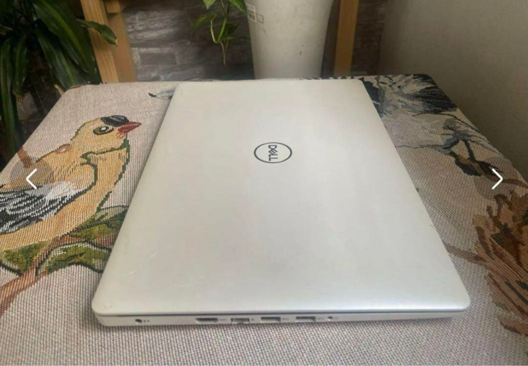 DELLパソコンノートメモリ8GB/SSD高速動作順調　Windows11