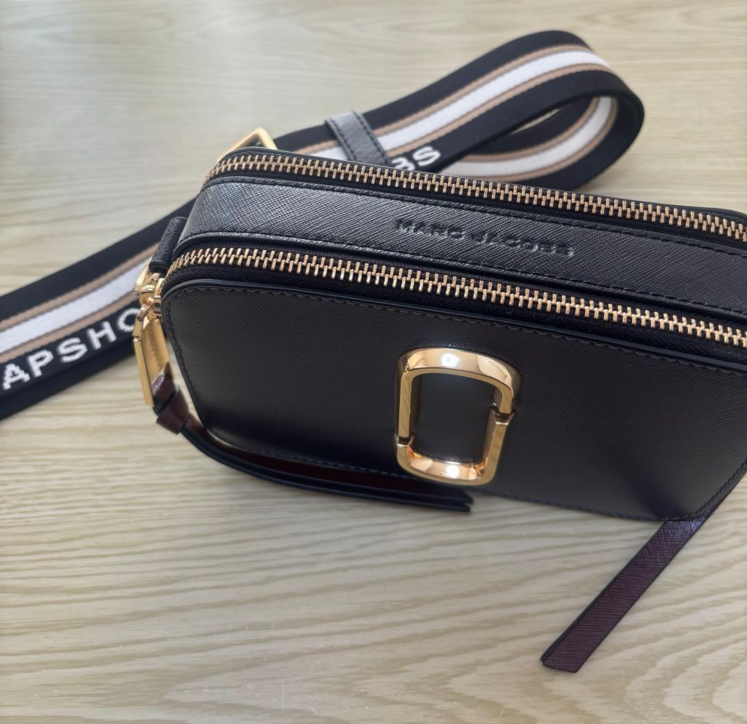 MARC JACOBS スナップショットショルダーバッグ