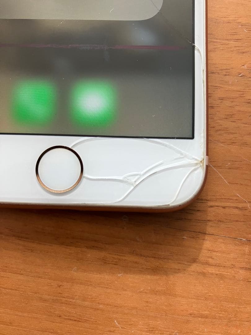 【ジャック】iPhone 8 ゴールド 付属品あり