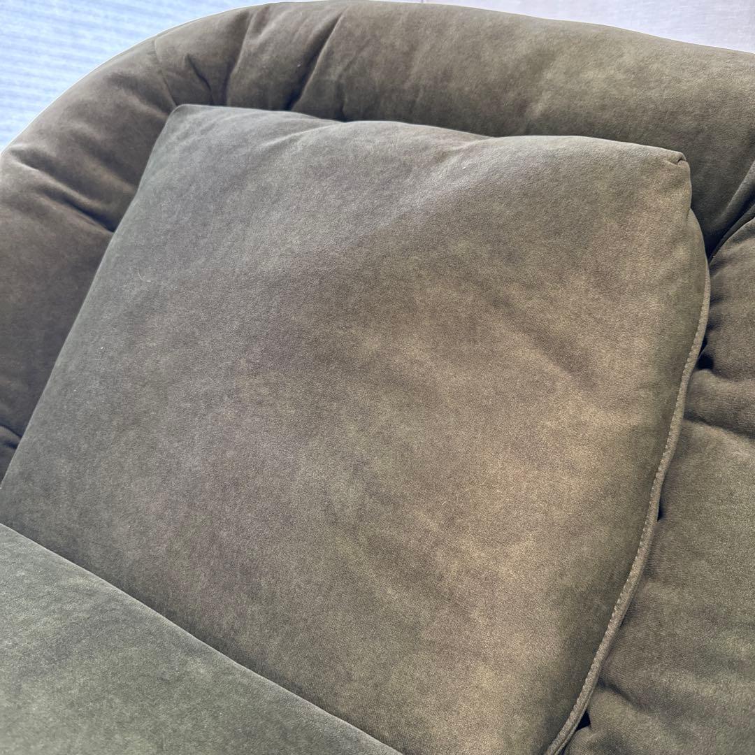 お気に入りだった包み込まれる『モスグリーン　1人掛け 低反発ソファ ベッド』