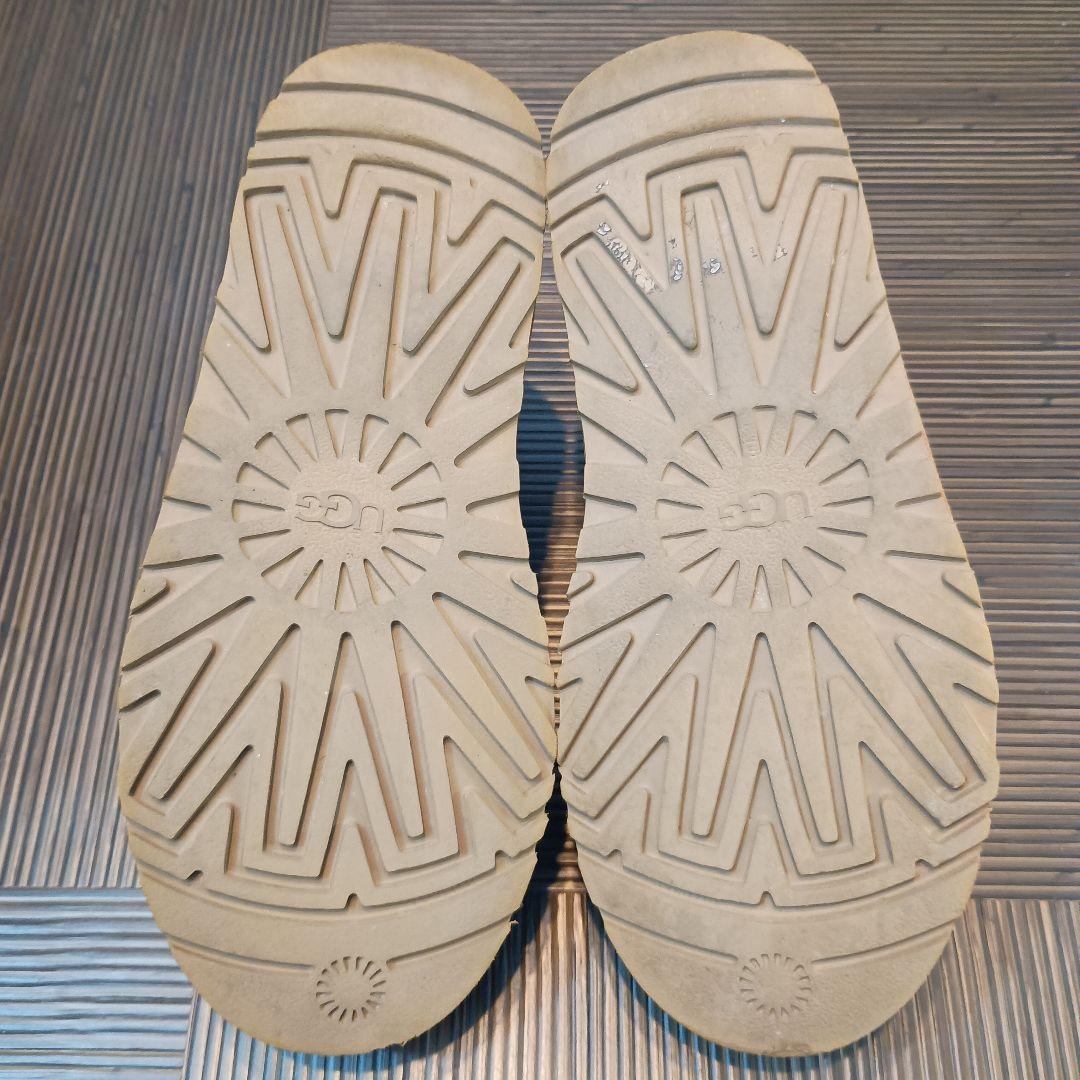 UGG NEUMAN アグ ニューマン スリッポン 24センチ