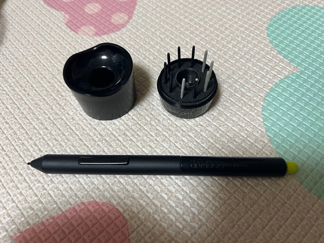 シ*マ様 Wacom Cintiq Pro 32 DTH-3220/K 液晶ペン