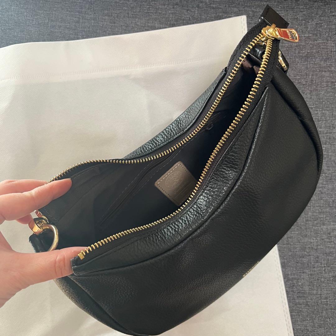 【美品】russet ブラックレザー ショルダーバッグ