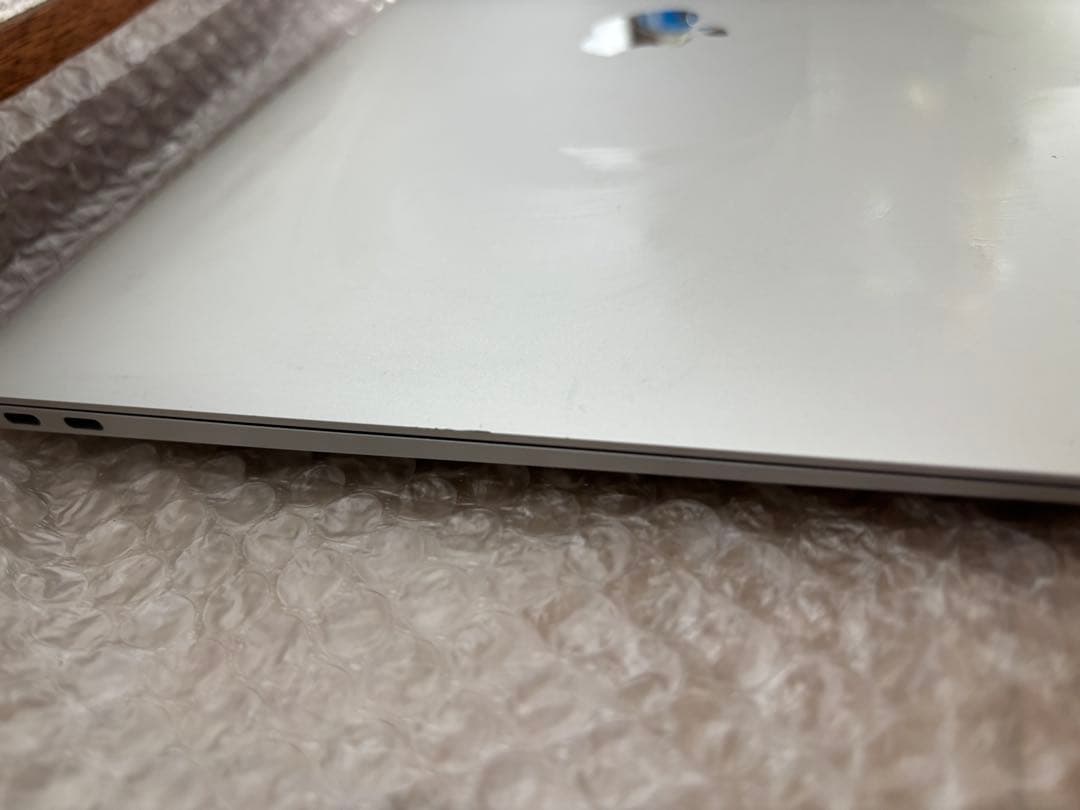MacBook Air 13インチ　A2179 Retina 256GB