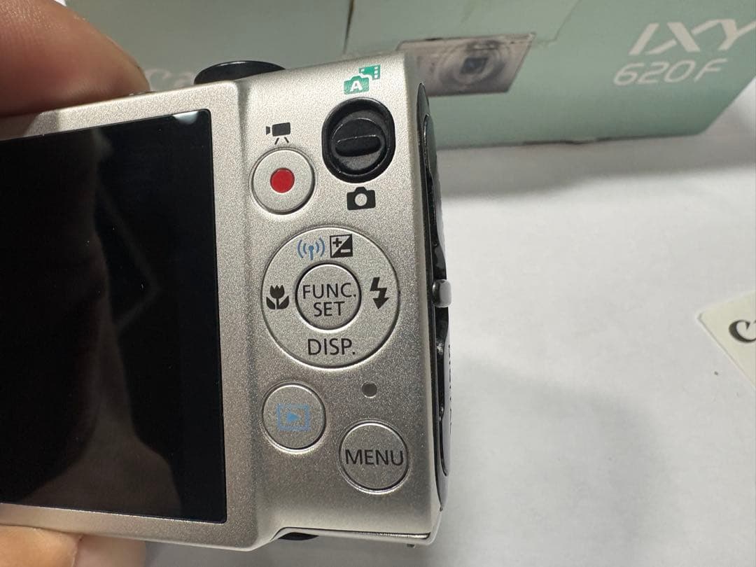 【ほぼ未使用】Canon IXY 620F デジタルカメラ【動作確認済】