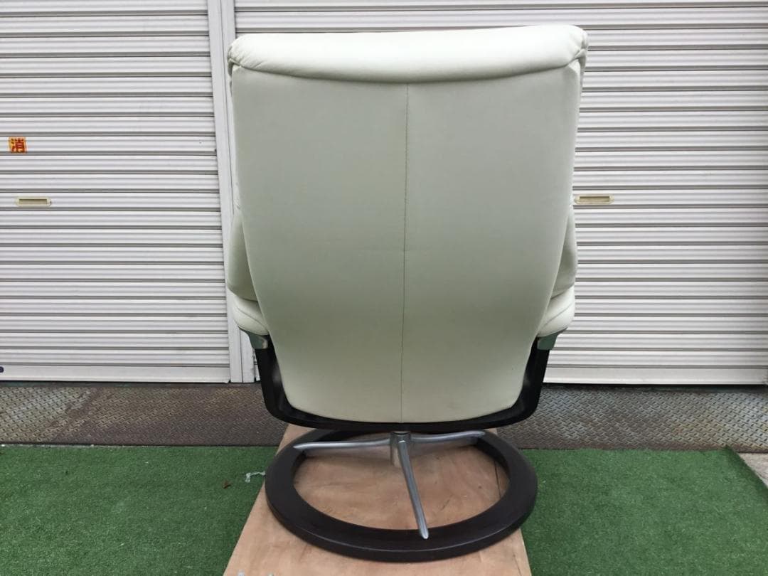 エコーネス シグニチャー リクライニングチェア オットマン付 ストレスレスチェア