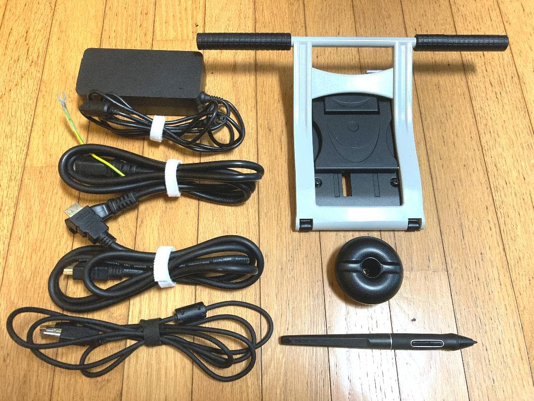 【美品】HUION KAMVAS GT-191 V2 液晶ペンタブレット