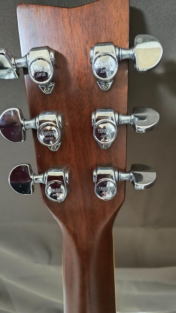 YAMAHA　アコースティックギター　FG-252B