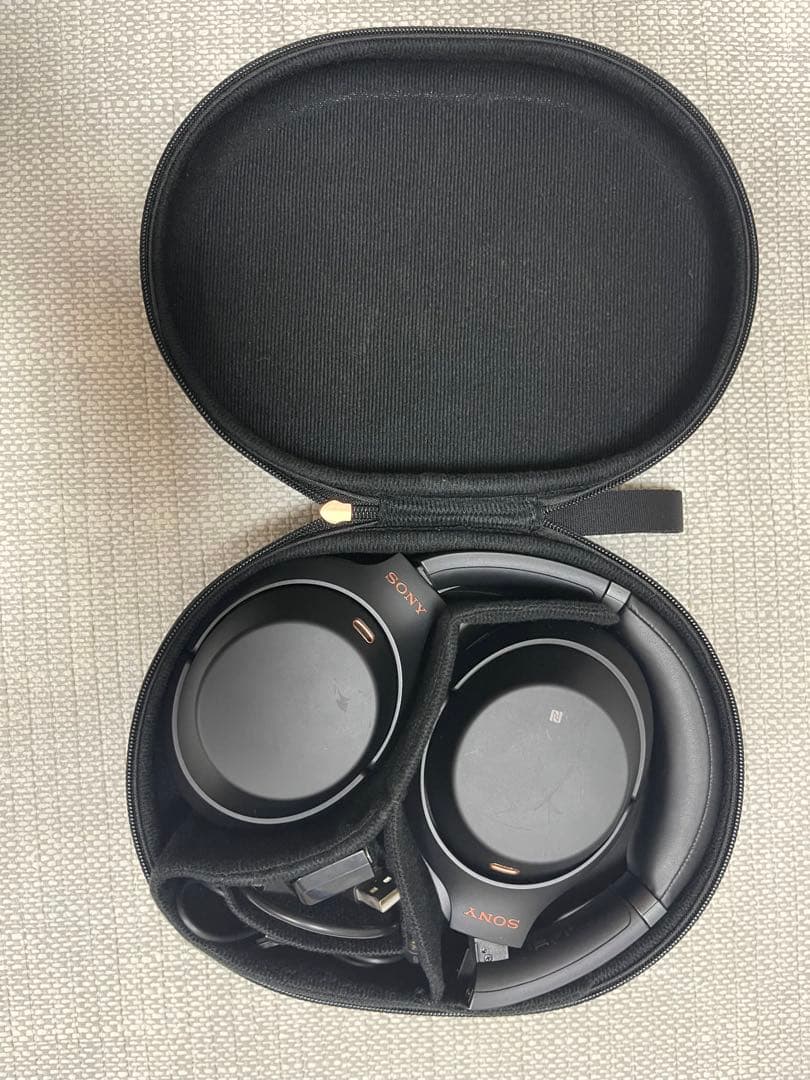 SONY ワイヤレスヘッドホン WH-1000X M3【美品】