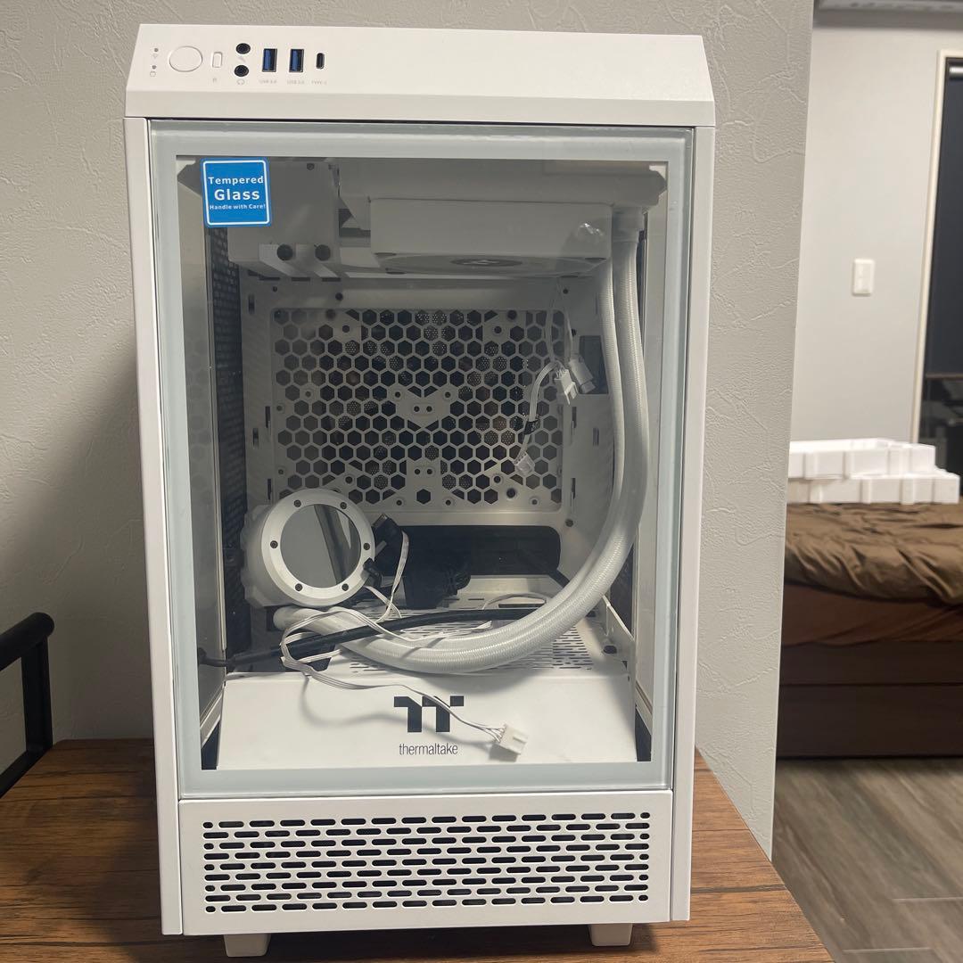Thermaltake ホワイト ミニタワーケース