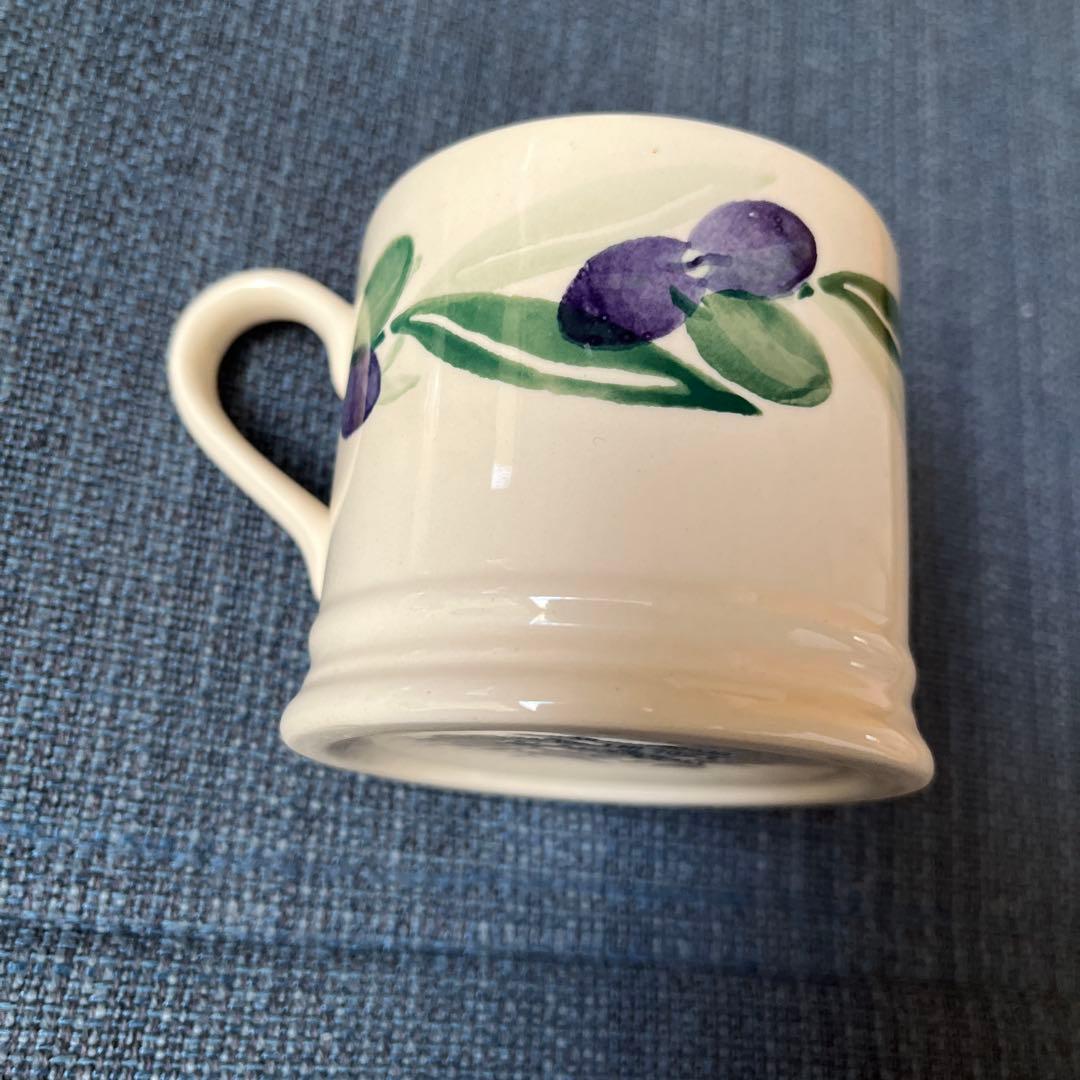 エマ・ブリッジウォーター　 オリーブ柄 カップ　カフェオレボウル　プレート