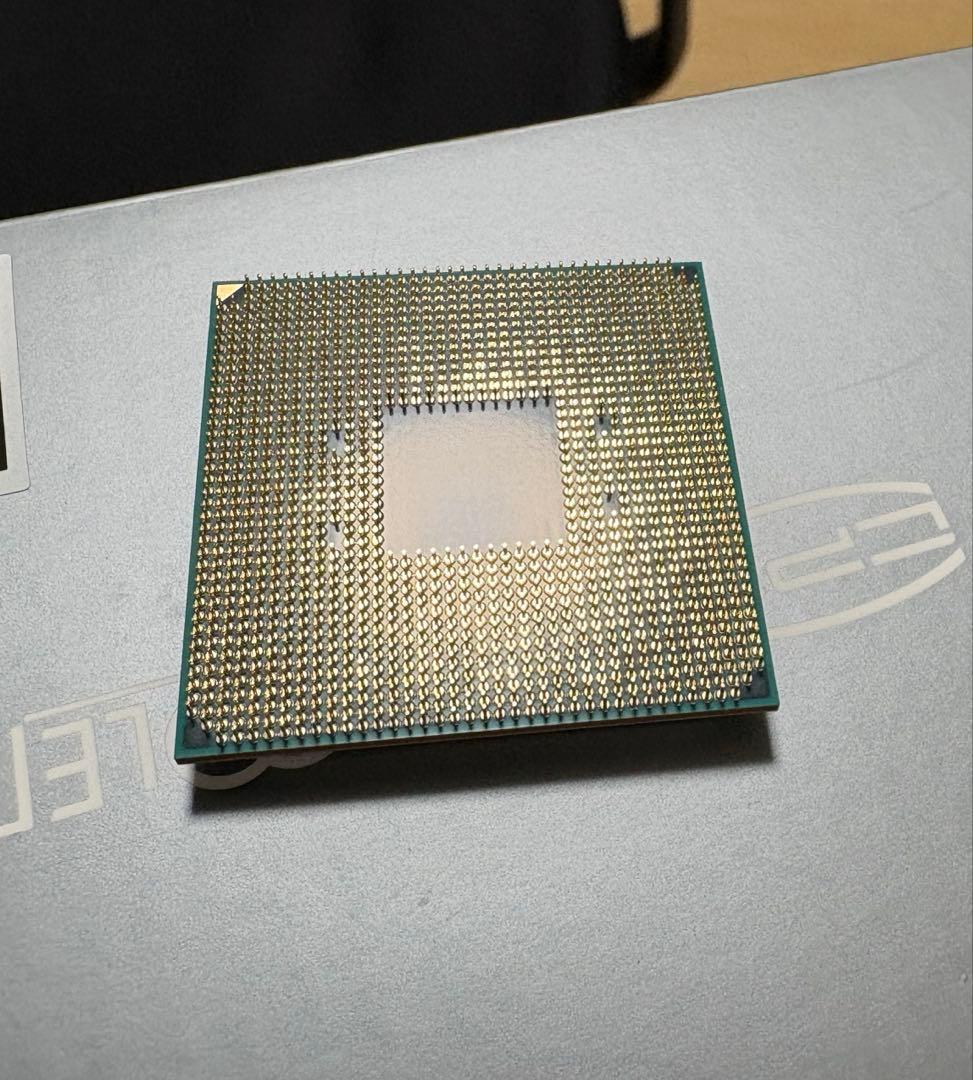 AMD Ryzen 3 4300G CPU + 冷却ファン