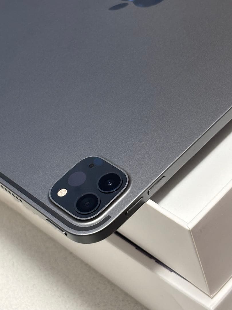 iPad Pro 11インチ (第3世代) スペースグレー