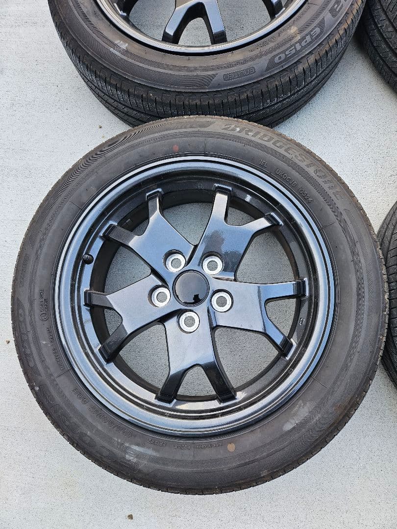 60プリウス　Uグレード純正ホイール　深溝