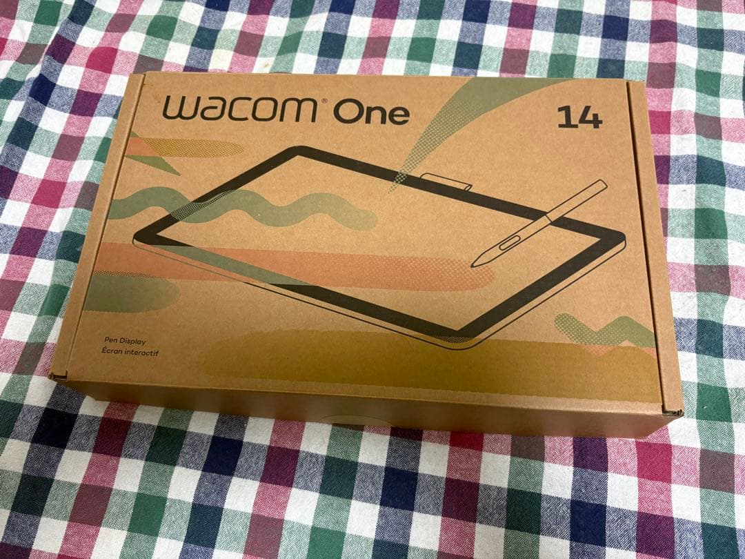 Wacom One 14 DTC141W0 ほぼ新品 フィルム貼付