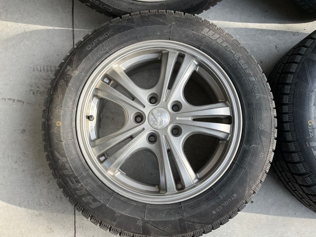 HIFLY 205/60R16 スタッドレス4本2023年製 トヨタ ノア