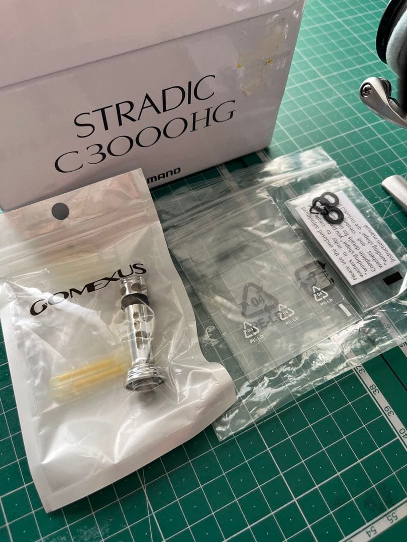 SHIMANO STRADIC19 C3000HG スピニングリール