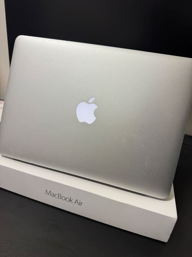 美品Apple MacBook Air 2017 13インチ　256GB・箱あり