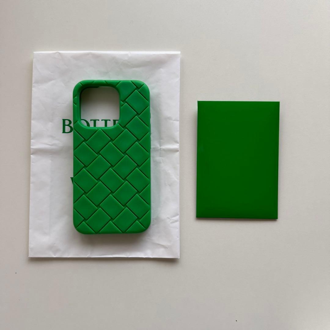 確実正規品 BOTTEGA VENETA iPhone15proケース