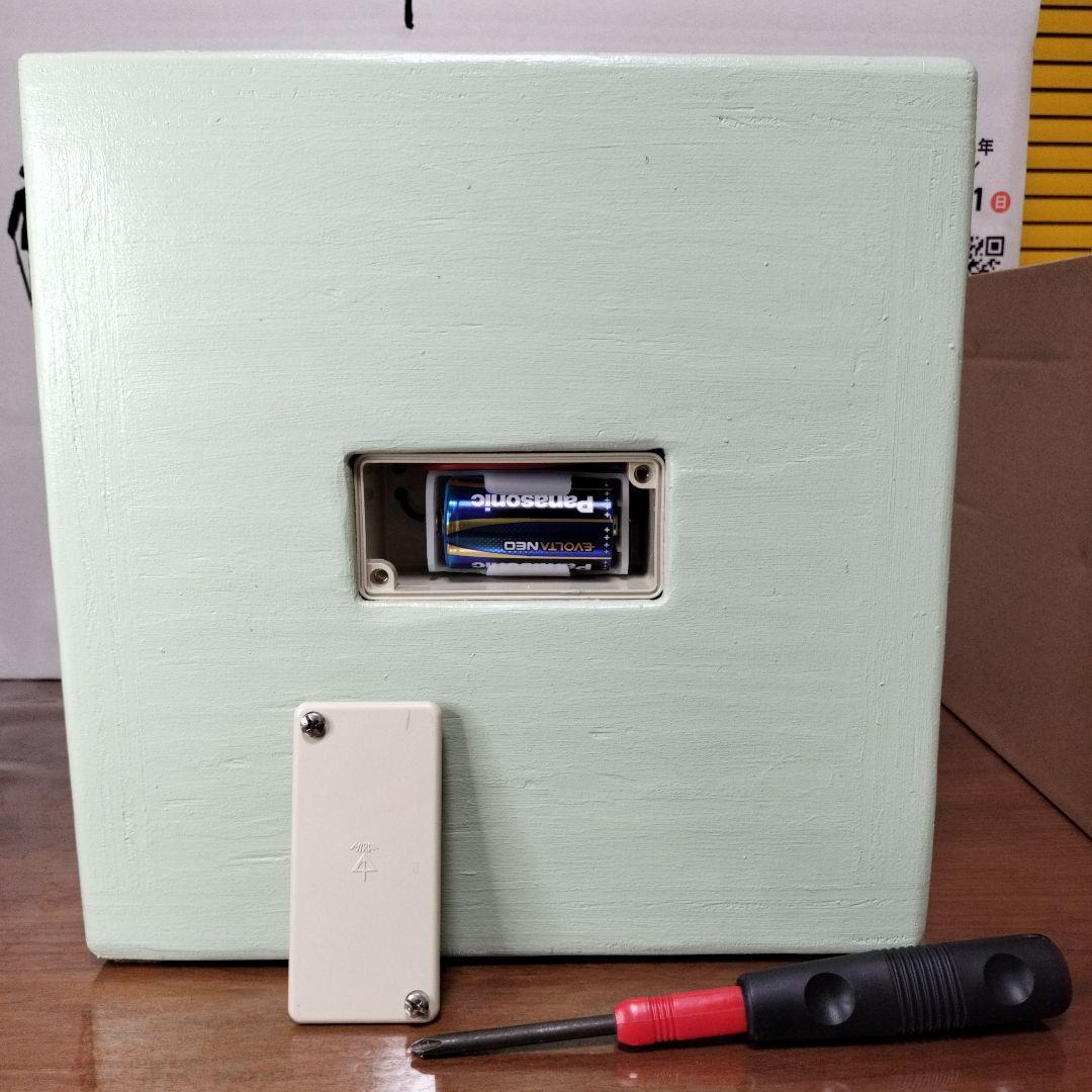 置き方自由自在座れるキューブな電波時計「座クロック」カシオIQ‐890J使用