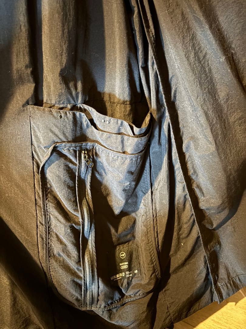 テアトラ　デバイスコート　48 ブラック