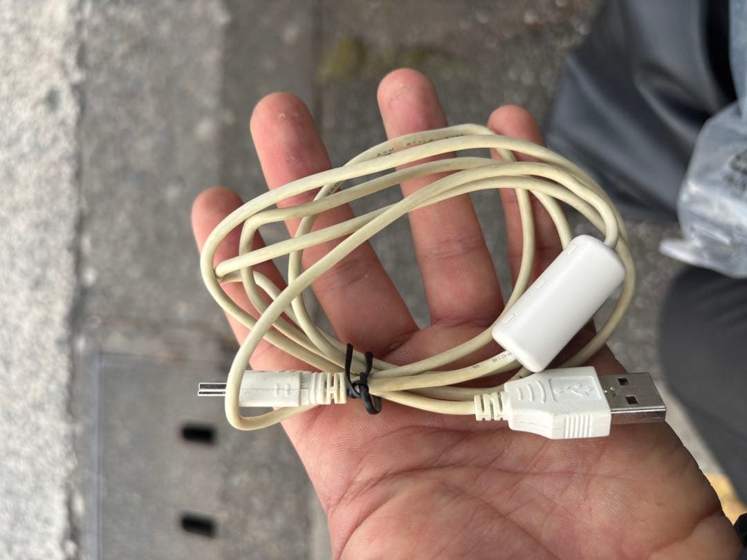 Canon EOS Kiss X10 シルバー レンズ付き